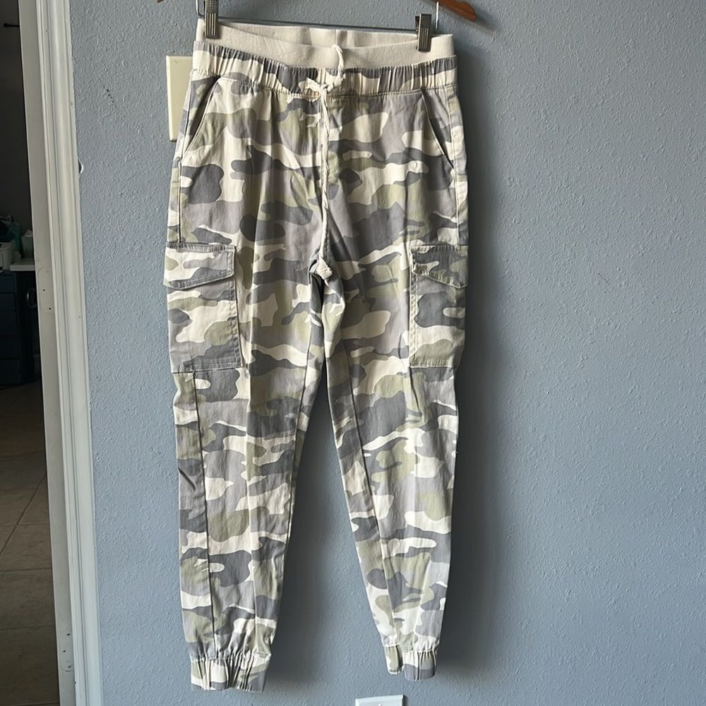 Streetwear Society Camo joggers